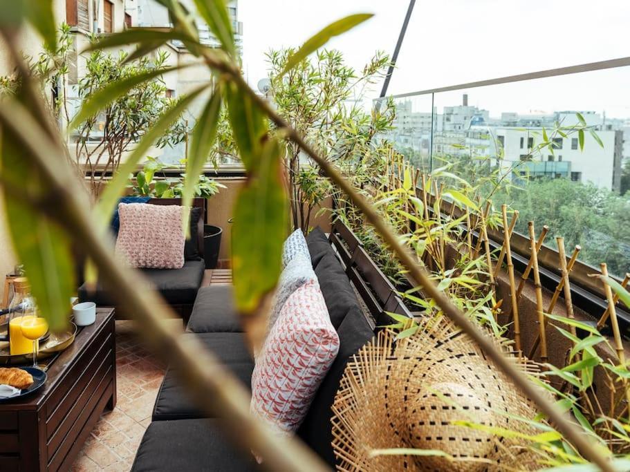 View Over The City 布加勒斯特 外观 照片